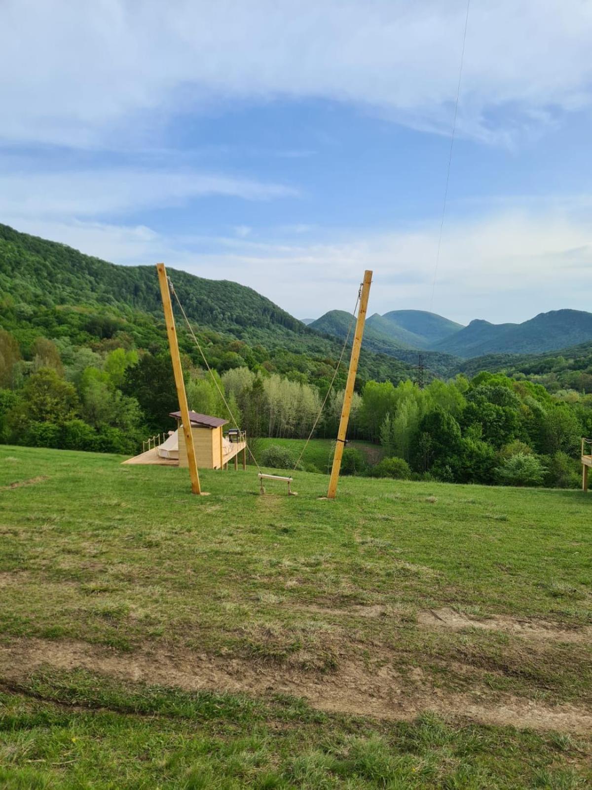 מלון Ciudanovita The Hunters Glamping מראה חיצוני תמונה